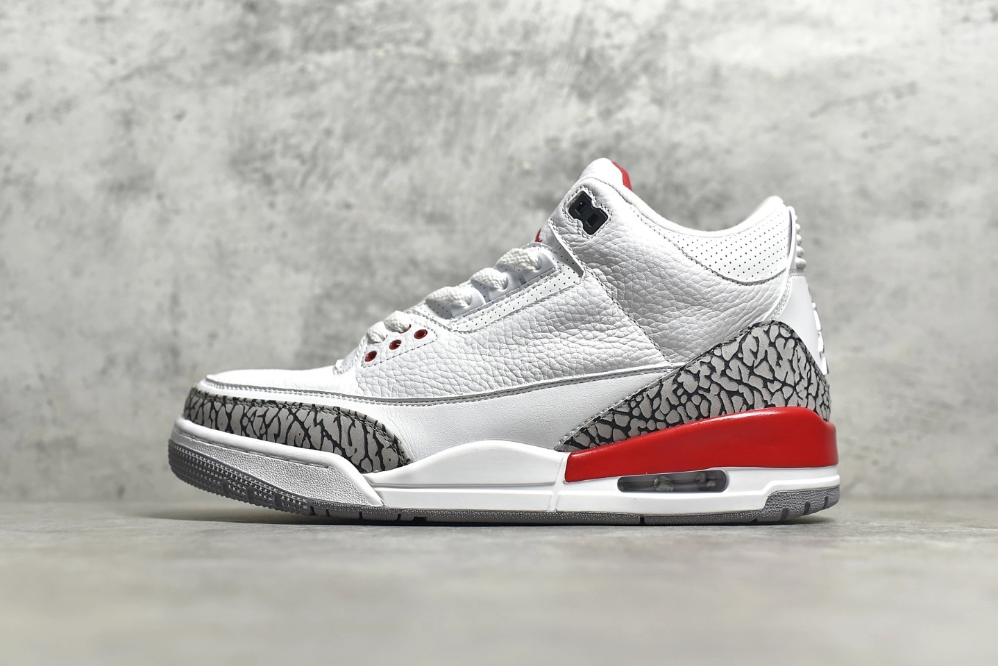 Air jordan 3 Retro Tinker NrgHJ