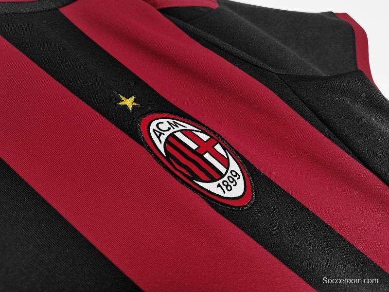 Retro 2009/10 AC Milan Home Soccer Jersey