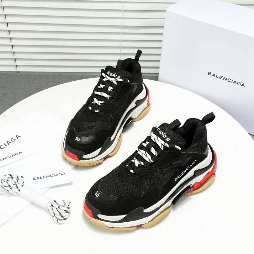 Men/Women Balenciaga Triple S Sneaker Black Item 6380400