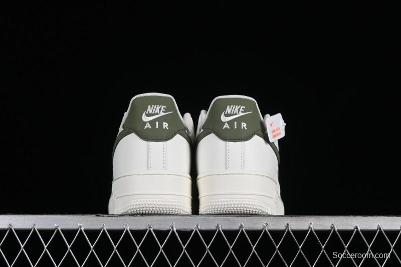 Nike Air Force 1 '07 Low Casual Sneakers in White Green Colorway - CQ5059-110