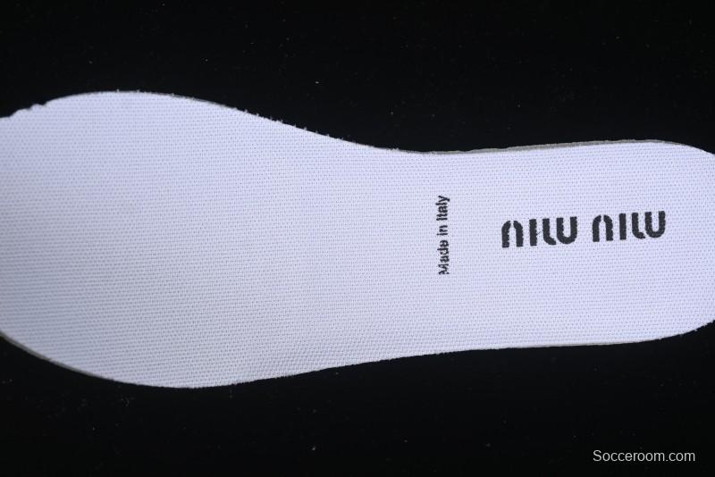 Miu Miu Suede Round Toe Lace-Up Women's Low-Top Casual Shoes - 99D4