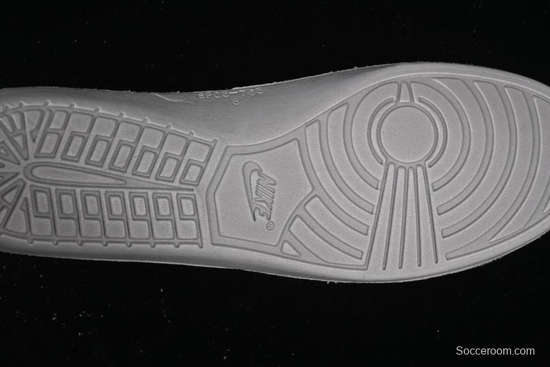 Off-White x Futura x Nike Dunk Low OW Collaboration Sneakers - CT0856-100