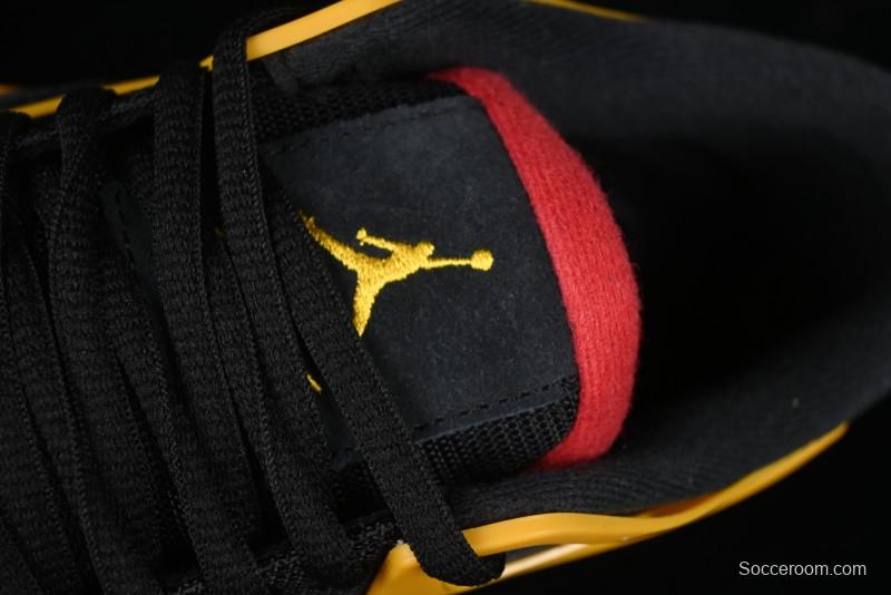 Nike Air Jordan 4 Remastered Retro Sneakers in White Green with Gum Sole - FQ7939-007