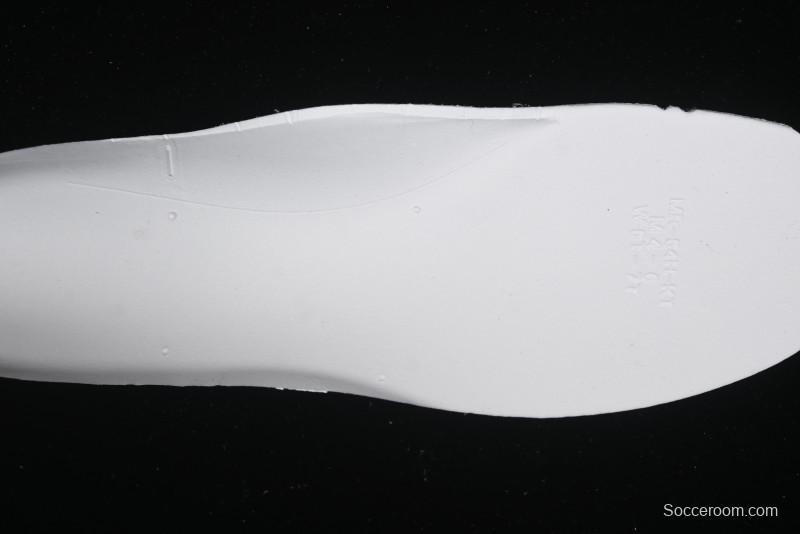 Puma Speedcat Lifestyle Low-Top Sneakers for Racing Enthusiasts - 403589-04