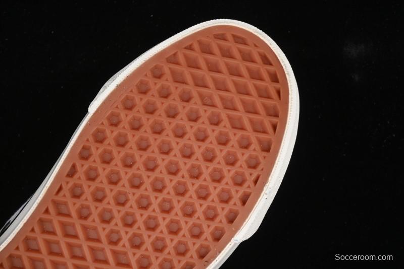 Vans Old Skool 36 Low-Top Retro Skate Shoes - VN000D56BA2