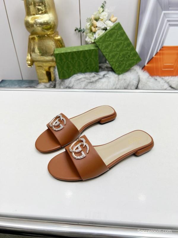 2025 Gucci Camel Leather Slippers GG Buckle MJ00190/225