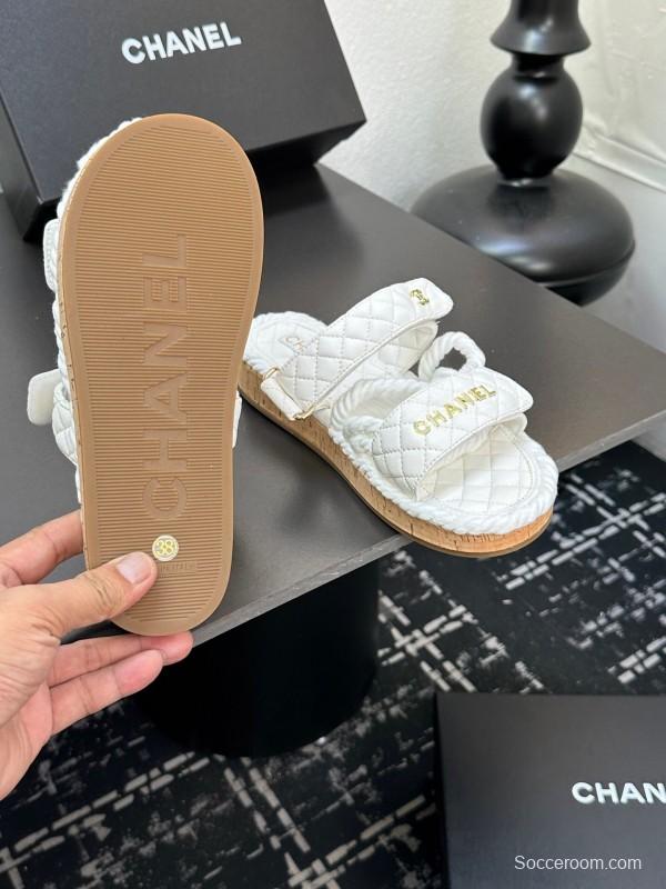 2025 Slippers Chanel White Quilted Fabric Cork Sole LY00250
