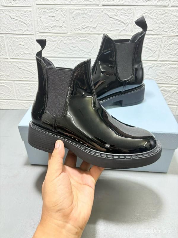 2024 Women Prada Black Patent Leather Ankle Boots MJ00360