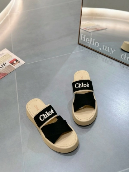 2025 Chloe Black Fabric Slippers LY00240