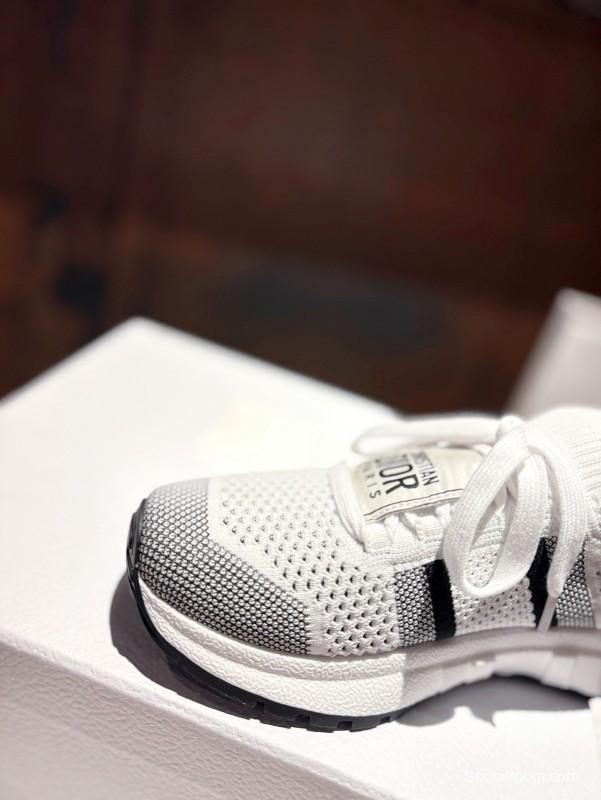 2025 Unisex Dior White Black Flyknit Sneakers LY00260