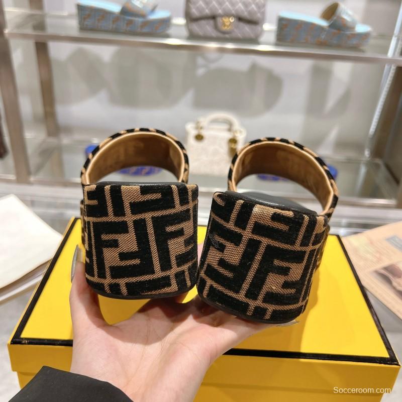 2025 Slippers Fendi Black Brown Canvas Platform FF Jacquard KFY00240