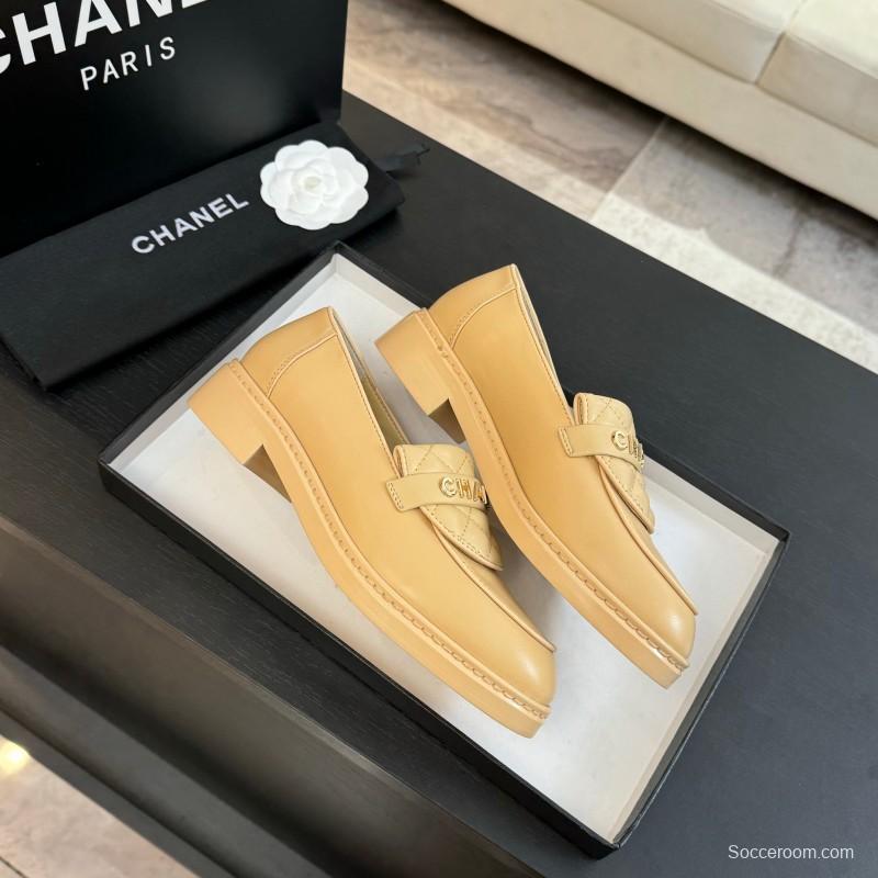 2025 Women Chanel Beige Leather Loafers KFY00310