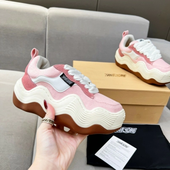 2025 Women HEYDAY Pink White Canvas Wave Sneakers