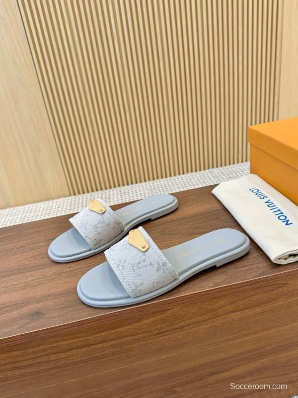 2025 Women Louis Vuitton Light Grey Canvas Slippers LY00200