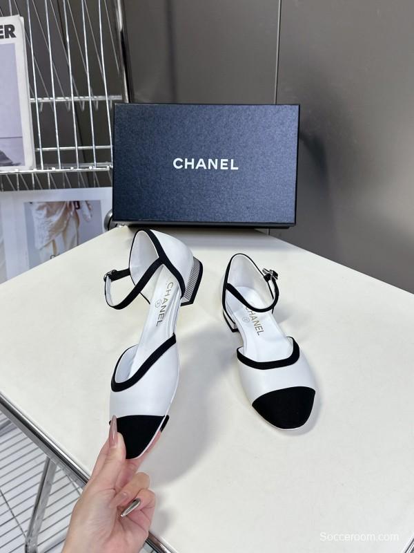 2025 Women Chanel White Black Leather Sandals