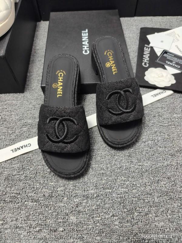 2025 Slippers Chanel Black Fabric Slippers