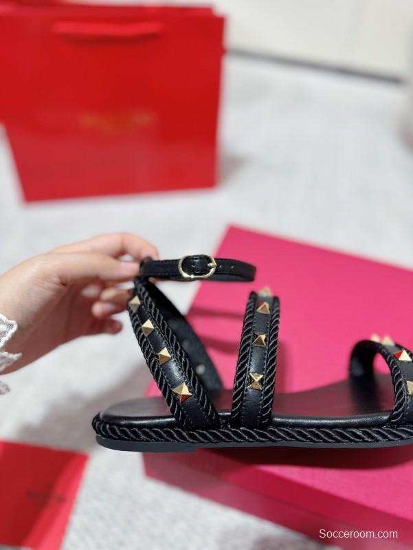 2025 Women Valentino Black Leather Sandals Studded LY00250