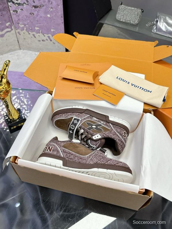 2024 Unisex Louis Vuitton Brown Silk Leather Denim Plimsolls Magic Tape MJ00410