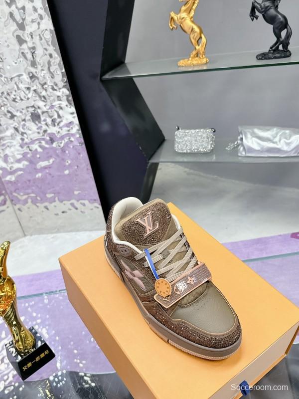 2025 Unisex Louis Vuitton Brown Khaki Leather Fabric Plimsolls Beading AS00400