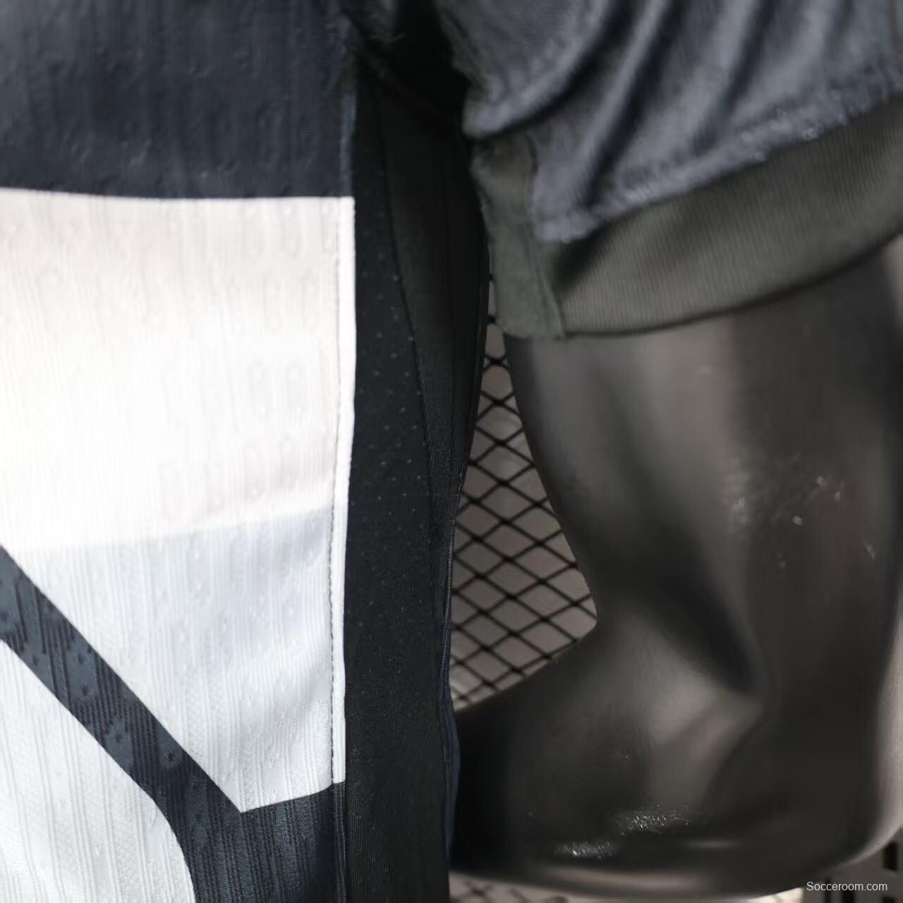 Player Version 25/26 Pumas UNAM Black Jersey