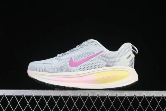 Nike Air Zoom Vomero 18 Cushioned Running Shoes - IH3634-099