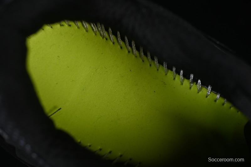 Nike Air Max Phoenix Retro Running Shoes with Bullet Air Cushion - FZ5307-004