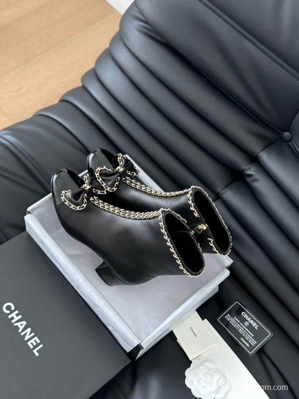 Chanel Classic Chain Boots for Women - LY00380