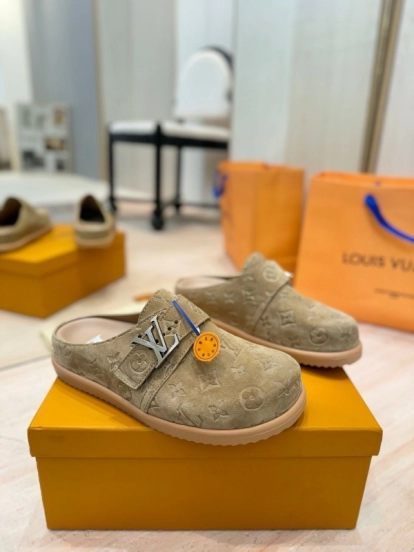 Louis Vuitton LV Monogram Sandals Spring Summer 2025 Collection Couple Sliders - KFY00291