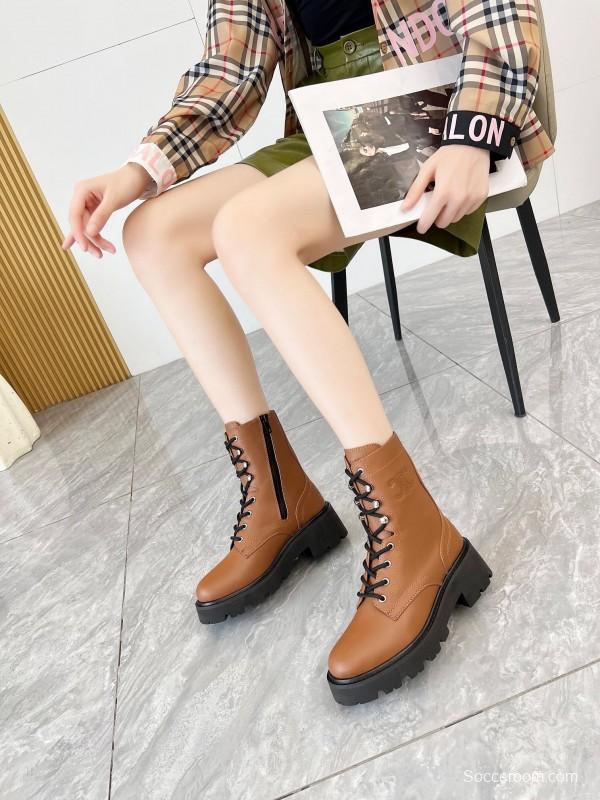 CELINE Triomphe Ankle Boots with 5cm Heel - L Y00340
