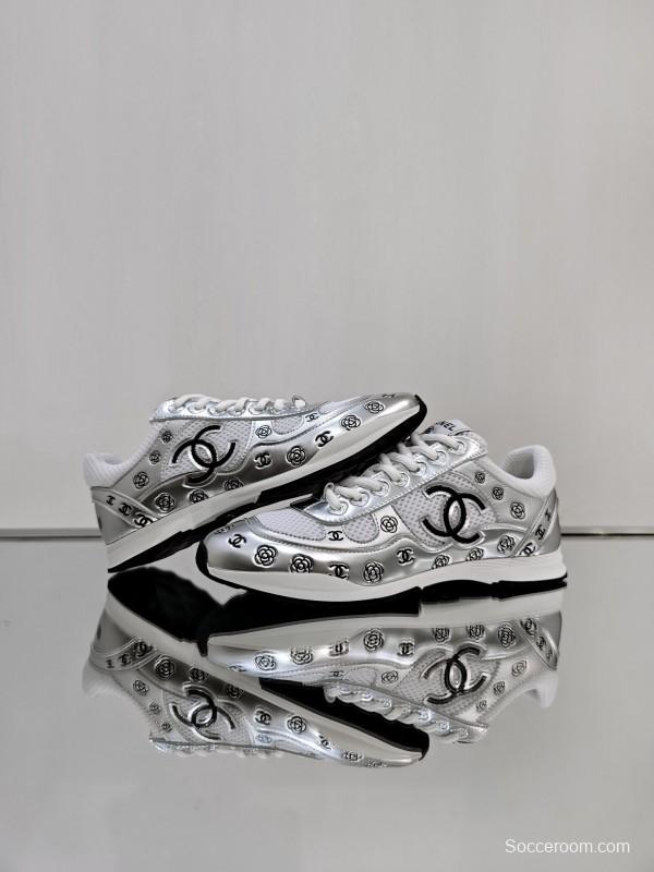 Chanel 2025 SS Limited Edition Silver Horn King 2nd Generation Unisex Sneakers - KFY00340