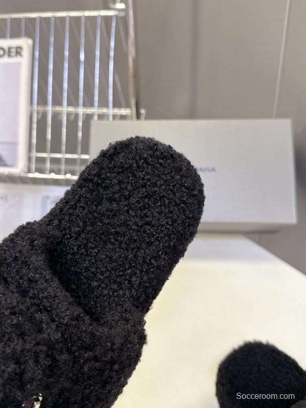 Balenciaga 2025/SS Couple Edition Coca-Cola Logo Furry Slippers - KFY00230