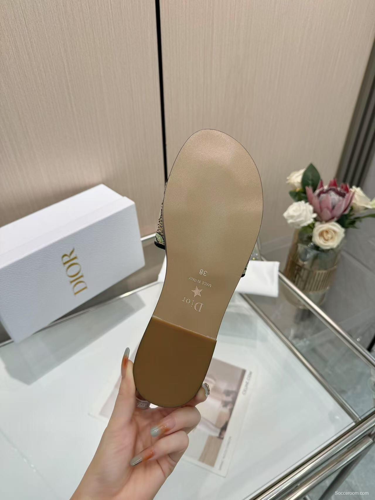 Dior 2025/ss Embroidered Monogram Slippers with Sheepskin Lining - LY00200/LY00240