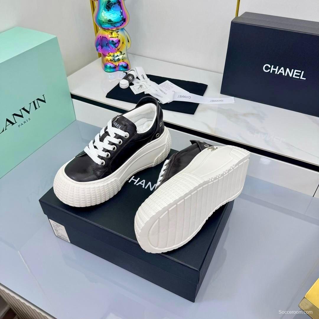 Chanel 2025 SS Panda Loafers Fashion Sneakers - LY00330