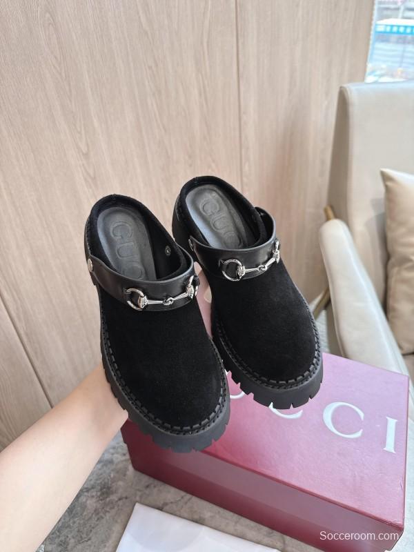 Gucci Women's Mule Shoes with Horsebit Detail - LY00300