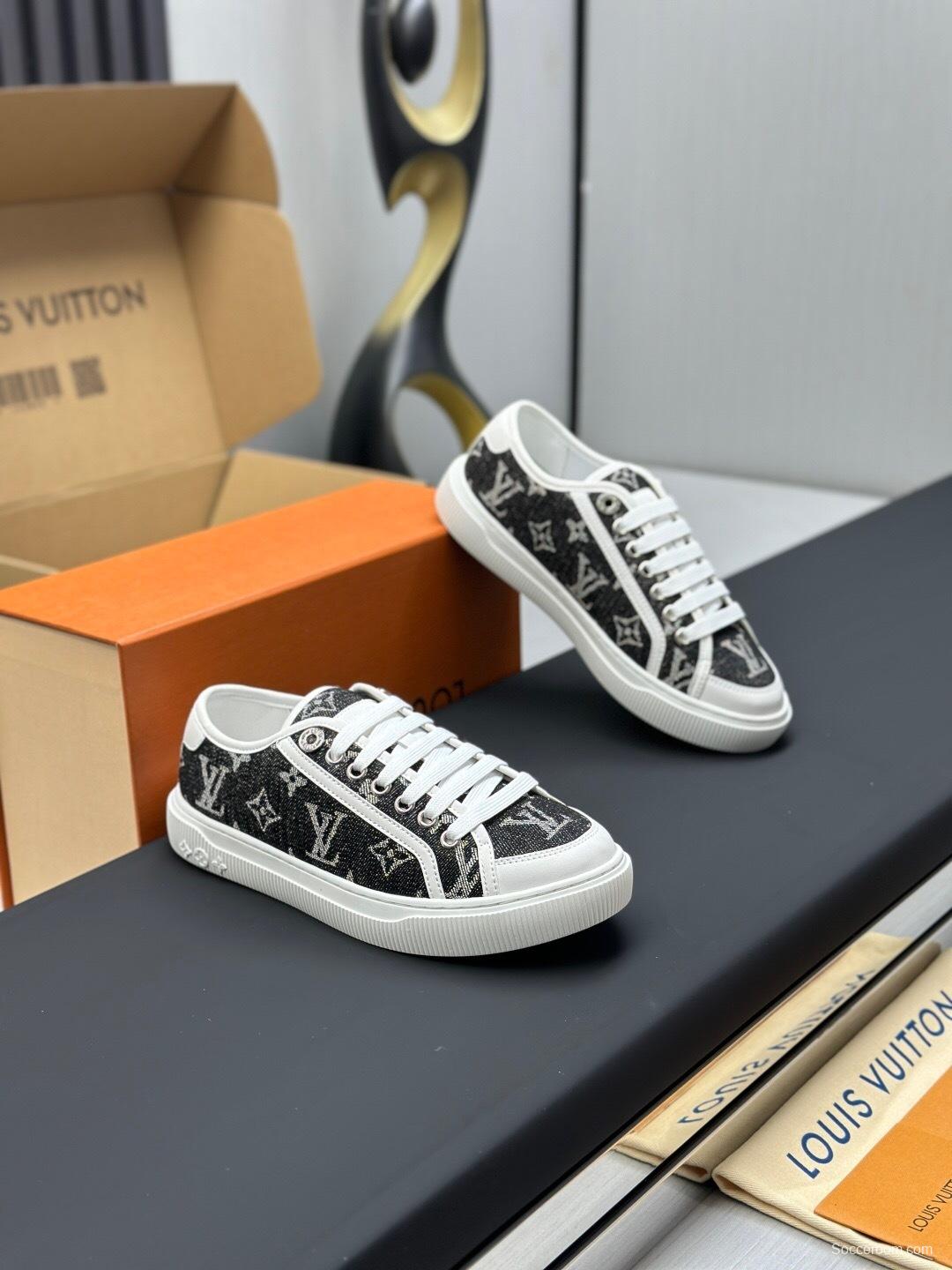 Louis Vuitton Time Out Series Monogram Animal Print Casual White Sneakers - AS00260
