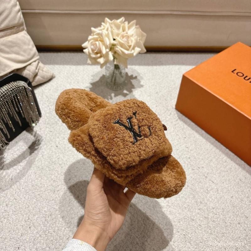 L Brand New Wool Slippers Comfortable Lazy Home Shoes - LY00260