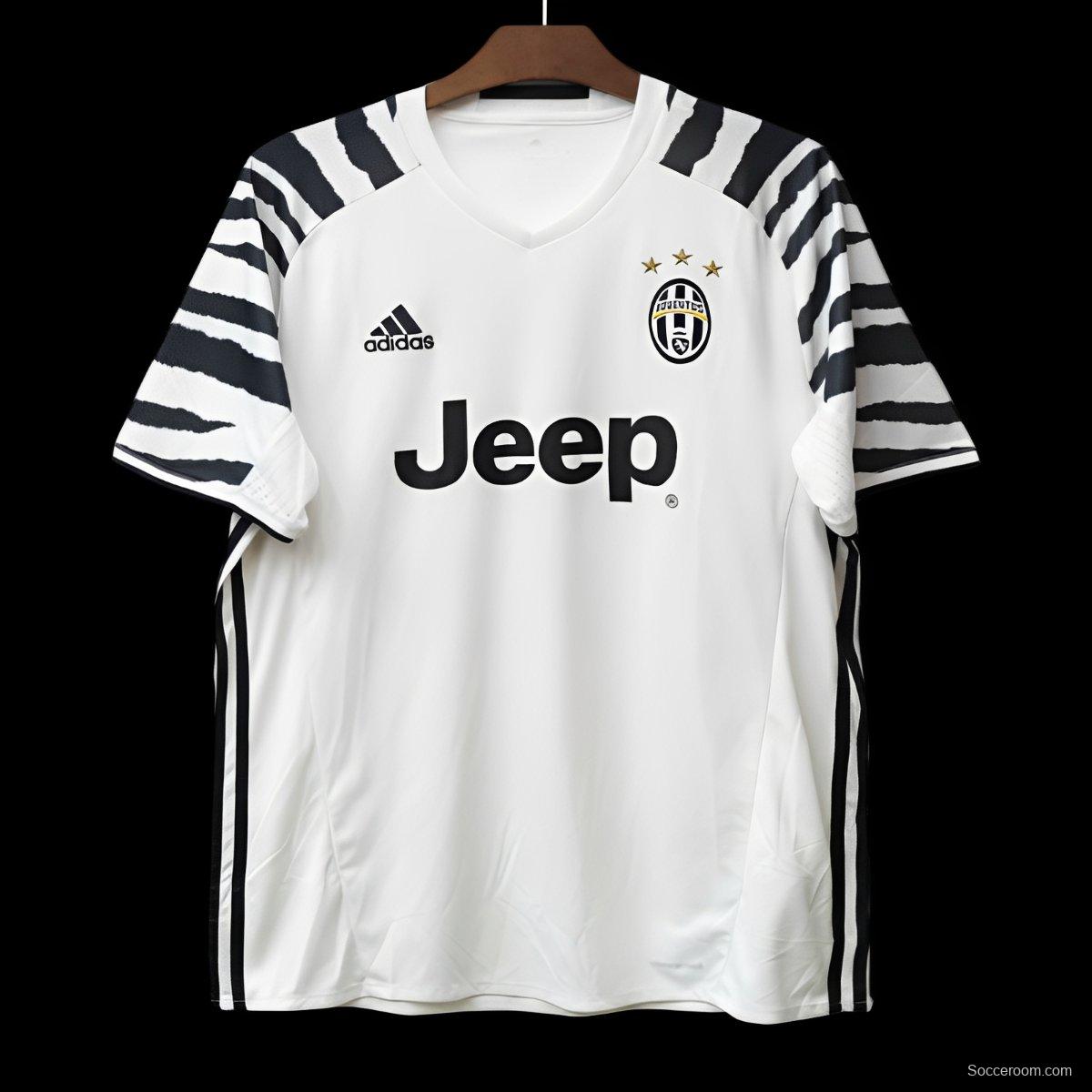 Retro 16/17 Juventus Third Jersey